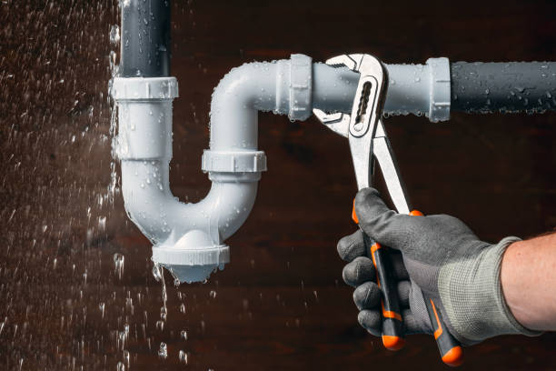 Professional Gas Line Repair technician working in Califon, NJ